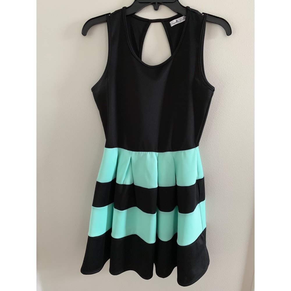 mint green/black formal dress